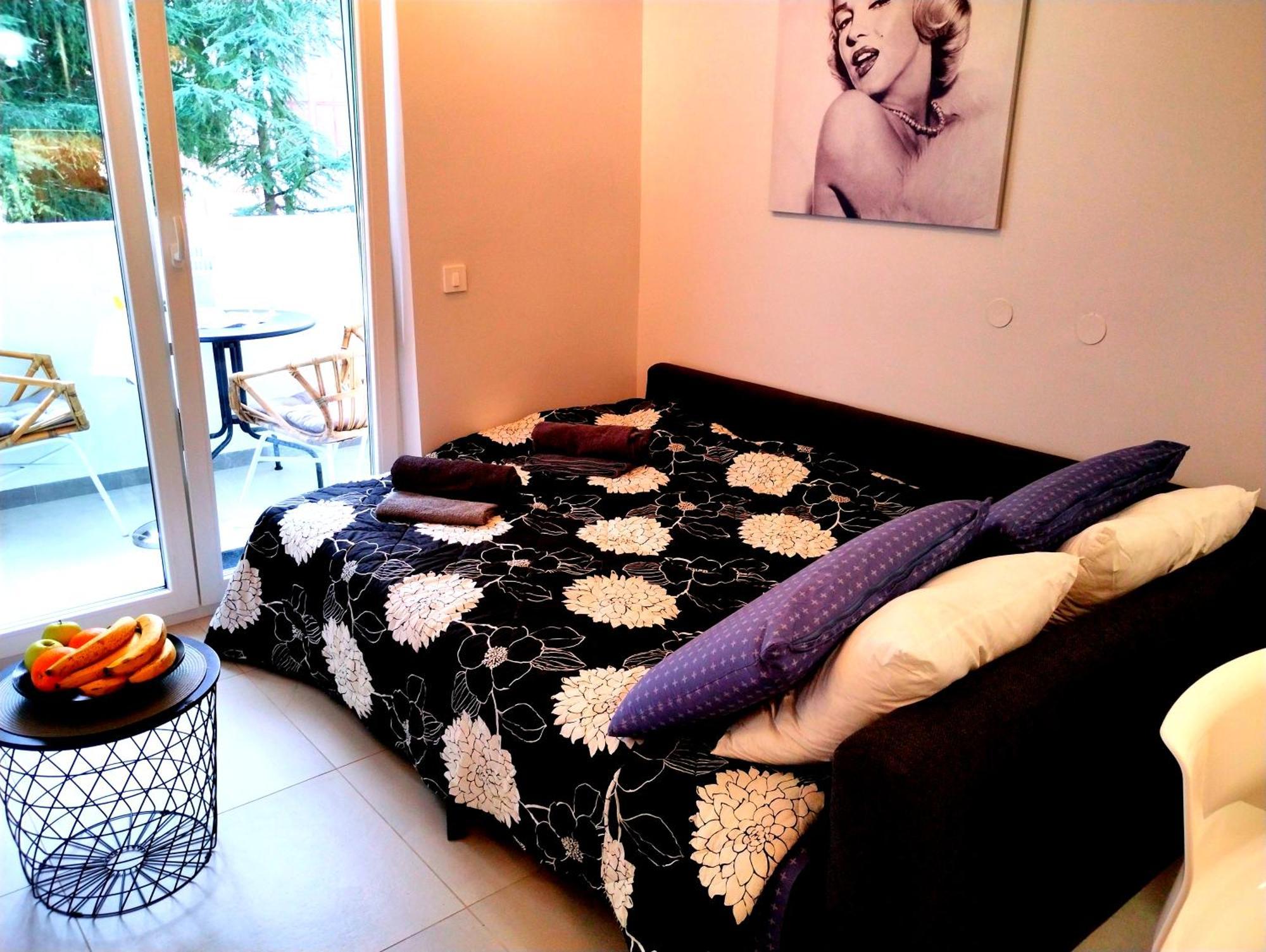 Premium Apartment Eden 波雷奇 外观 照片