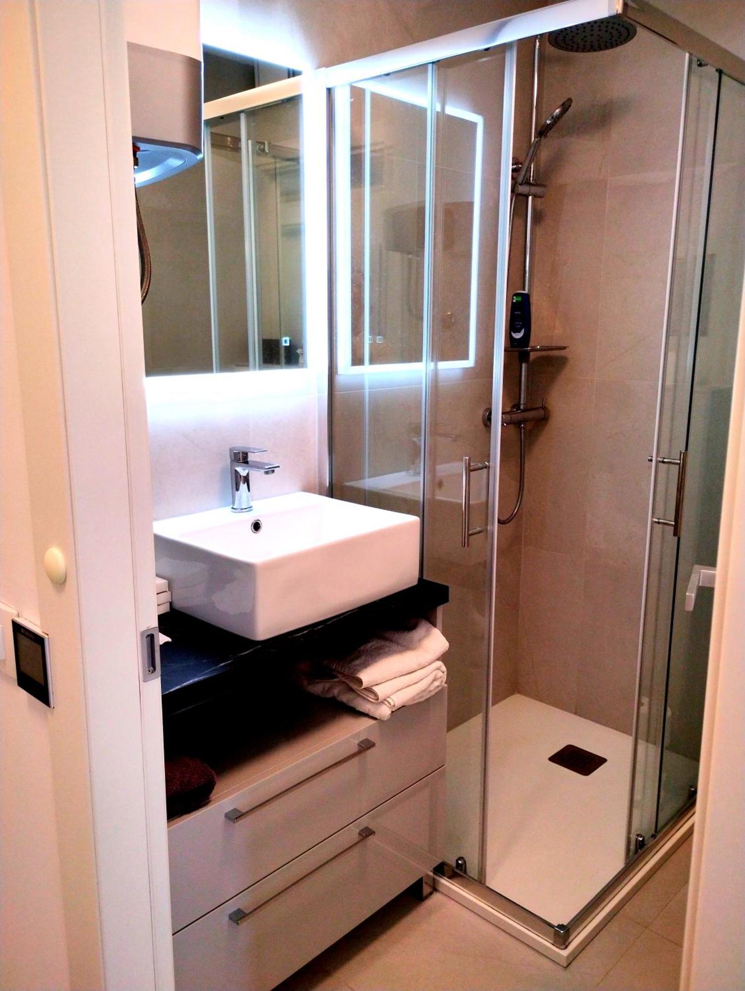 Premium Apartment Eden 波雷奇 外观 照片